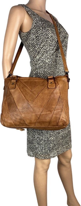 Arrigo Dames Schoudertas en Handtas van Gewassen Leer in Cognac - Arrigo.nl