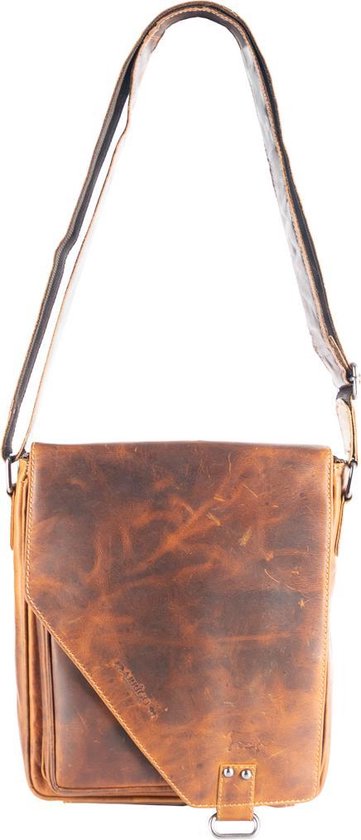 Bruine schoudertas gewaxet leer met een overslag klep en twee - Arrigo.nl