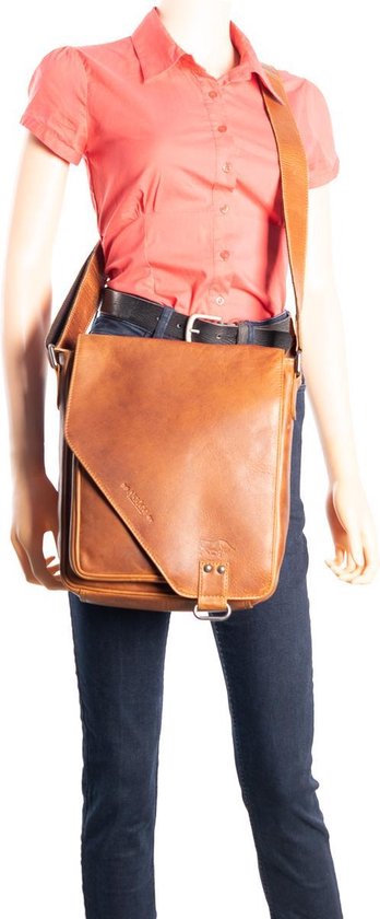 Cognac schoudertas leer met een overslag klep en twee magneetsluitingen - Arrigo Leather Goods