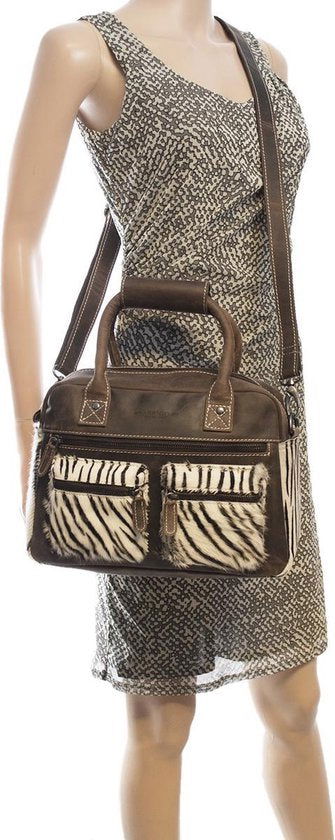 Dames tas donkerbruin leer met een zebra print dames schoudertas - Arrigo.nl