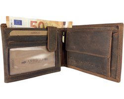Deze compacte cognac heren portemonnee is dubbel gestikt langs de buitenranden. - Arrigo.nl