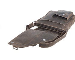 Donkerbruine schoudertas leer met een overslag klep en twee magneetsluitingen - Arrigo.nl