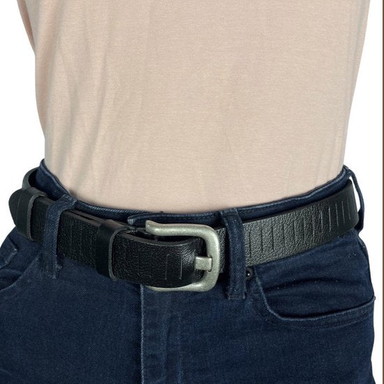 Geperforeerde riem zwart leer 3 cm breed 110 cm - Arrigo Leather Goods