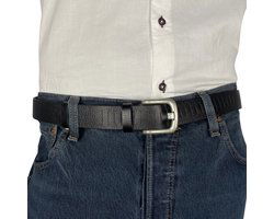 Geperforeerde riem zwart leer 3 cm breed 110 cm - Arrigo Leather Goods