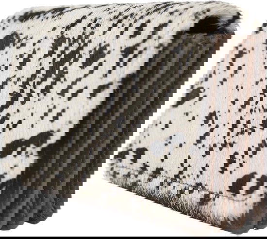 Kleine damesportemonnee van lichtbruin leer met vacht en anti-skim bescherming - Arrigo.nl