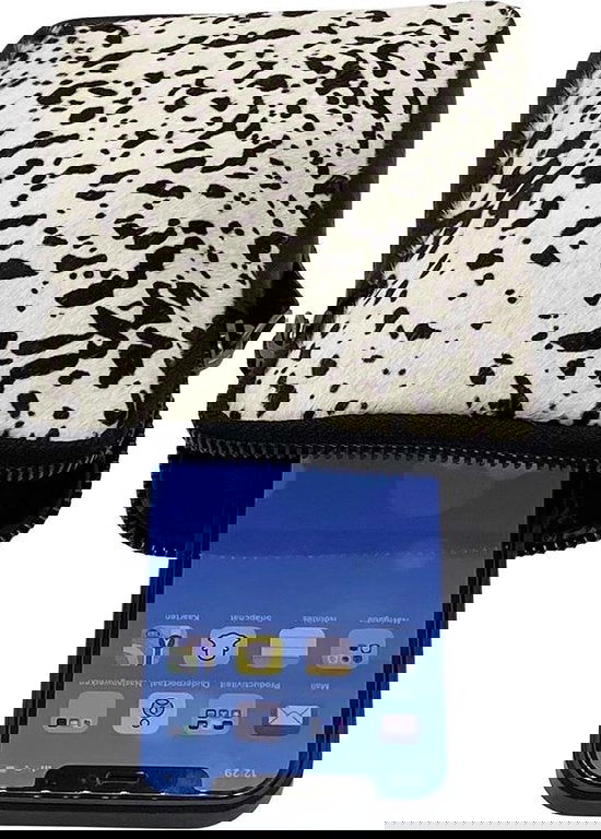 Leren Telefoontasje voor Dames met Verstelbare Schouderband in Zwart met Dierenprint - Arrigo.nl
