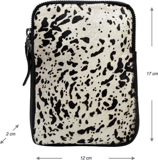 Leren Telefoontasje voor Dames met Verstelbare Schouderband in Zwart met Dierenprint - Arrigo.nl