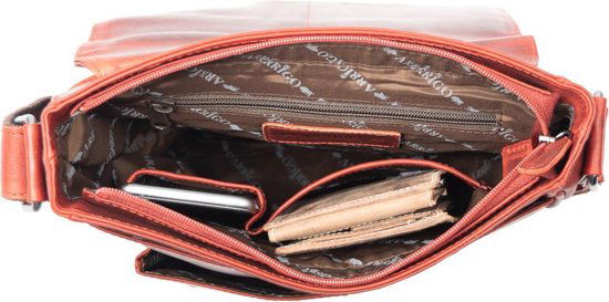 Rode schoudertas leer met een overslag klep en twee magneetsluitingen - Arrigo Leather Goods