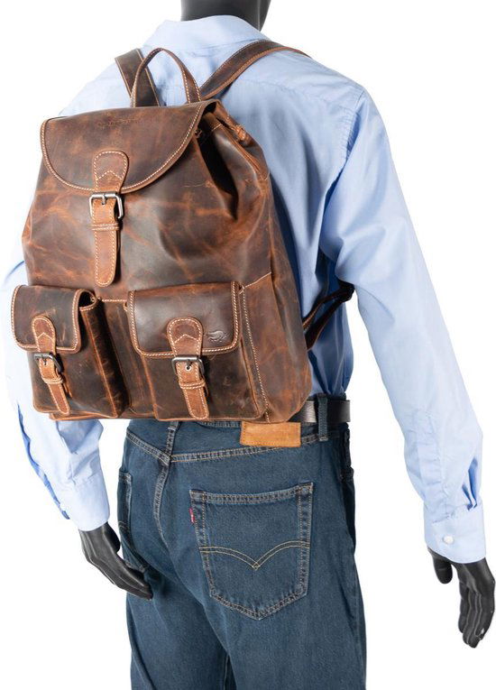 Rugzak van naturel buffelleer deze ruime rugtas heeft genoeg ruimte - Arrigo Leather Goods