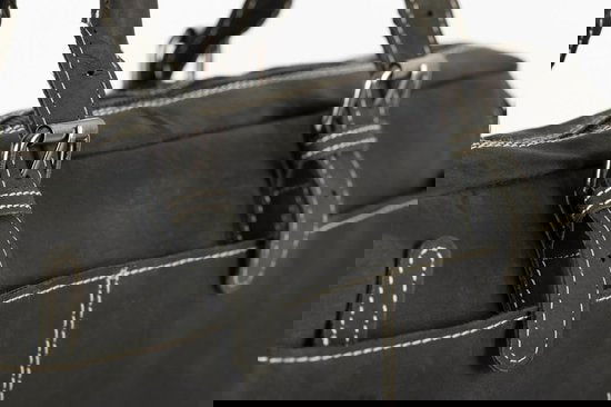 Werktas van zwart leer met een laptopvak 15 6 inches - Arrigo.nl