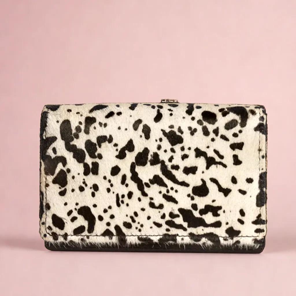 Small leather wallet for women, black, with animal print – Black leather wallet with RFID protection and a trendy animal print.