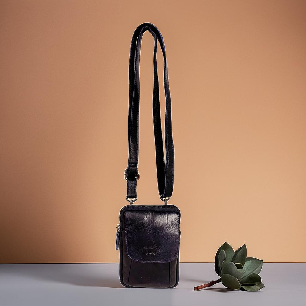 Smartphone tasje donkerblauw rundleer