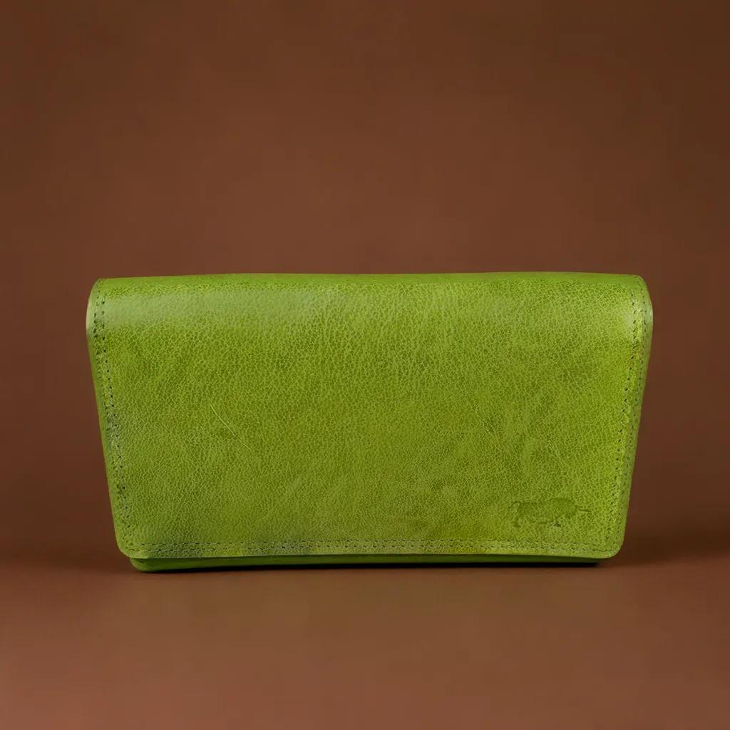 Brede leren portemonnee groen met RFID