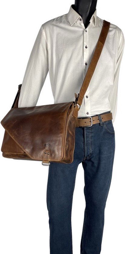 werktas crossbody 15,6 inch lichtbruin - Arrigo Leather Goods